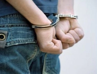 Σέρρες: 16χρονη και 13χρονος έκλεβαν μηχανάκια - Πιάστηκαν επ'αυτοφώρω